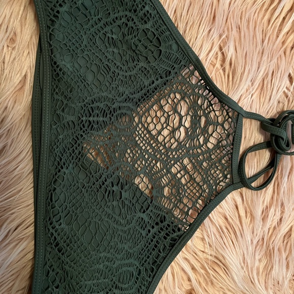 Olive Reef Bikini Top - Picture 2 of 3